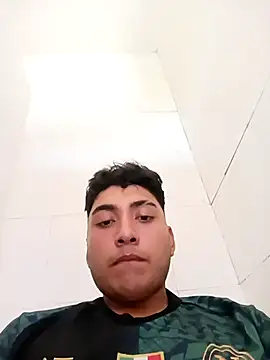 crisssalazar online show from 09/11/25, 09:04