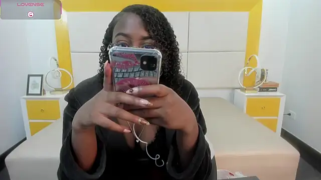 Qeen blackk online show from 10/15/25, 08:20