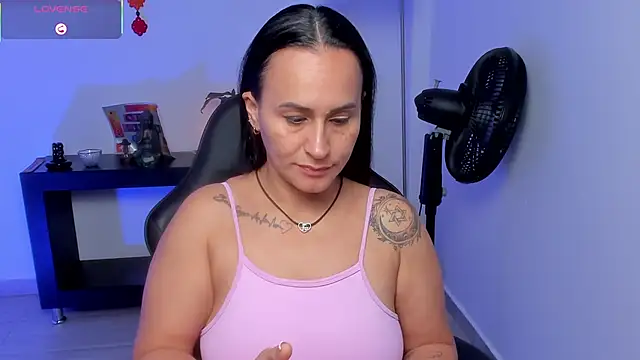 Sara Charmy online show from 06/20/26, 10:29