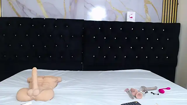 SweetAlana  online show from 03/19/25, 07:49