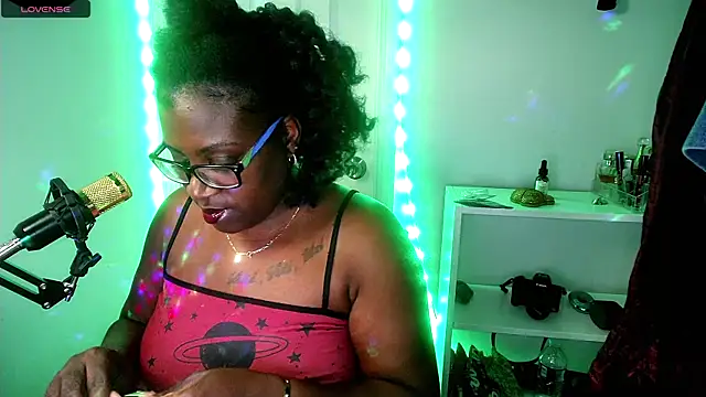 lovelyenigma365 online show from 01/13/26, 07:19