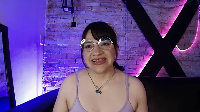 TaraTaylorr online show from 03/18/25, 02:36