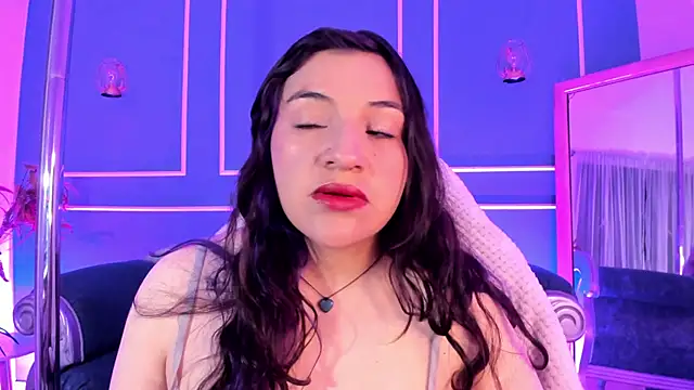 TaraTaylorr online show from 12/20/25, 03:02