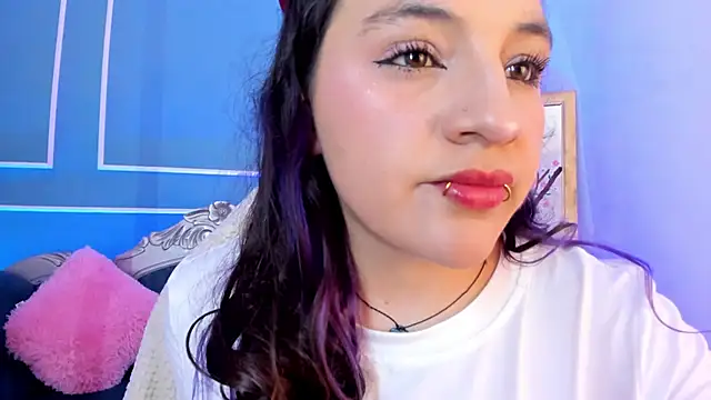 TaraTaylorr online show from 04/05/26, 03:15