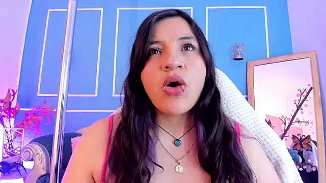 TaraTaylorr online show from 04/13/26, 03:34