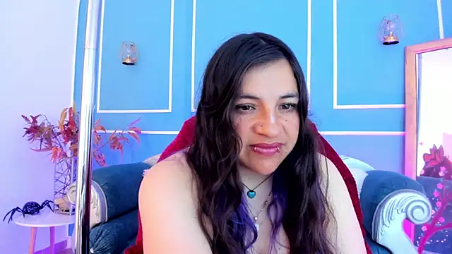 TaraTaylorr online show from 05/25/26, 03:56