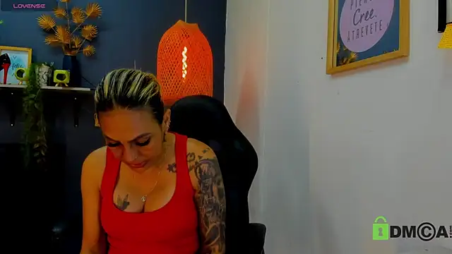 yessila parker online show from 04/15/26, 09:05