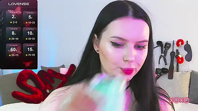 Miss Vic online show from 05/17/26, 04:03