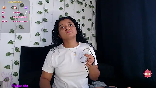 Snapshot of victtoria_cane63 chatting on 07/03/26, 09:54 victtoria cane63 online show from 07/03/26, 09:54