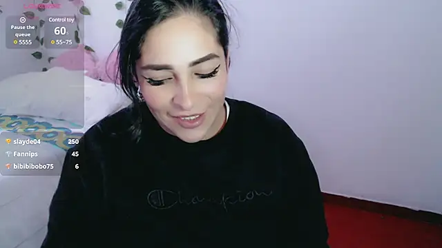 luna lgomez  online show from 03/21/25, 02:18