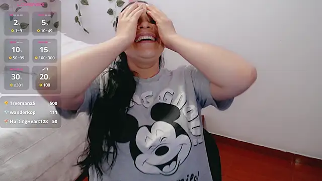 luna lgomez  online show from 03/22/25, 02:03