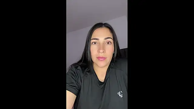 luna lgomez  online show from 07/29/26, 08:18