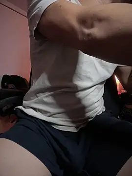 yourpapixulo online show from 03/07/25, 02:25