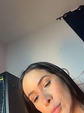 Snapshot of HotAlana_ chatting on 05/07/26, 12:16 HotAlana online show from 05/07/26, 12:16