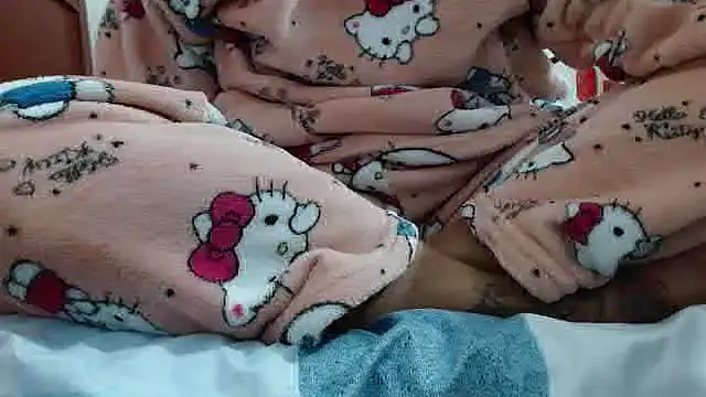 FresitaSquirt24 online show from 04/05/26, 05:37