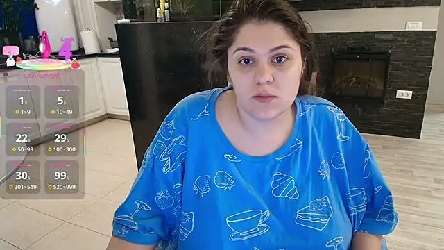 Layla- online show from 02/18/26, 10:44