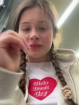 melicious  online show from 03/04/25, 11:08