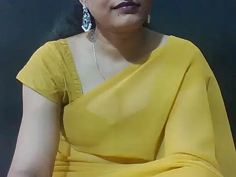 Snapshot of sugandha_bhabhi chatting on 06/14/26, 04:31 sugandha bhabhi online show from 06/14/26, 04:31