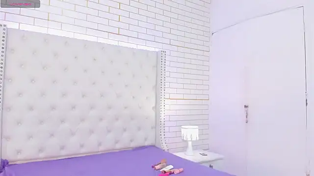 Emilly wilson  online show from 01/12/26, 11:48