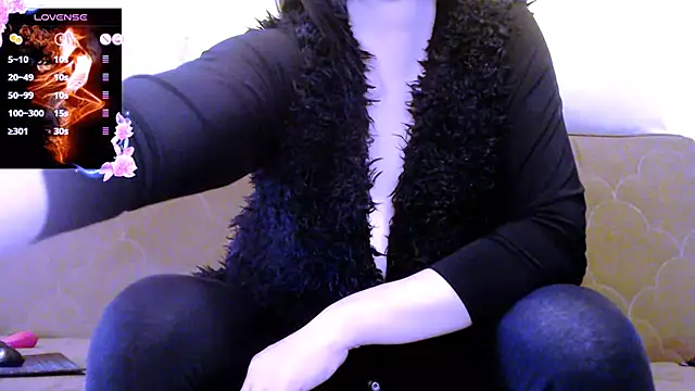 Alina eve online show from 10/06/25, 08:56