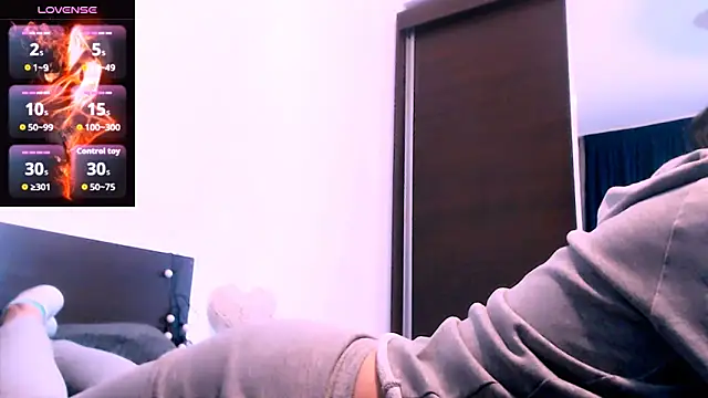 Alina eve online show from 12/13/25, 07:53