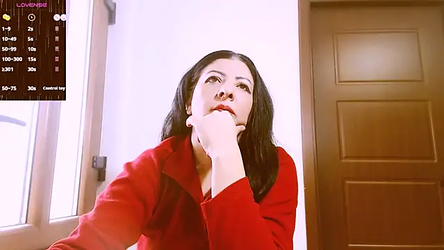 Alina eve online show from 04/18/26, 10:41