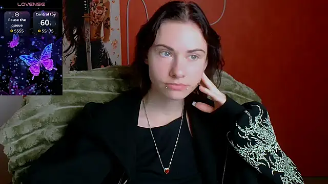 Snapshot of Fiona_Night chatting on 05/17/26, 11:28 Fiona Night online show from 05/17/26, 11:28