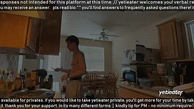 yetieater online show from 04/08/26, 06:19