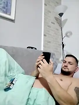 iurinicola online show from 11/21/25, 09:24