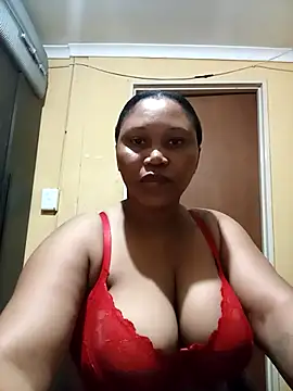 JuicyMilkyTizzy online show from 04/03/26, 09:24