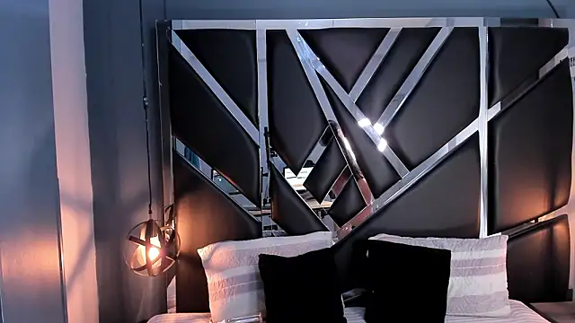 Melissa 23  online show from 03/06/26, 11:50