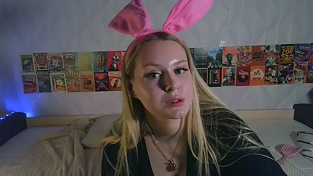 Snapshot of Beatrice_7 chatting on 03/03/25, 12:05 Beatrice 7 online show from 03/03/25, 12:05