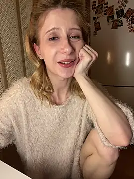 Snapshot of amorearte_m chatting on 02/27/26, 02:11 amorearte m online show from 02/27/26, 02:11