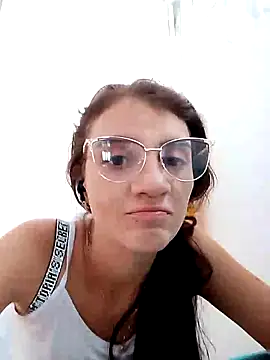 Snapshot of ArianaaGrace chatting on 09/25/25, 06:44 ArianaaGrace online show from 09/25/25, 06:44