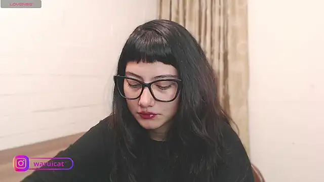 Laury uri online show from 02/17/26, 01:24