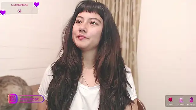 Laury uri online show from 03/03/26, 12:17