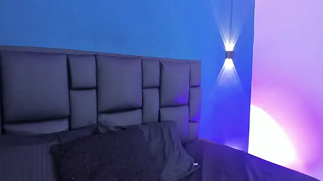 DANESKA HILLER online show from 10/05/25, 03:10