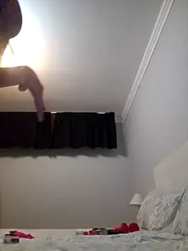 Melody73 online show from 09/26/25, 04:16