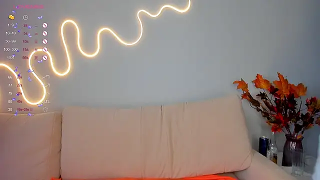 Snapshot of dinky__emily chatting on 09/15/25, 10:59 dinky emily online show from 09/15/25, 10:59