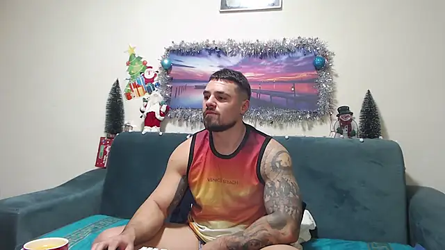 Tiberius hunk online show from 12/21/25, 06:04