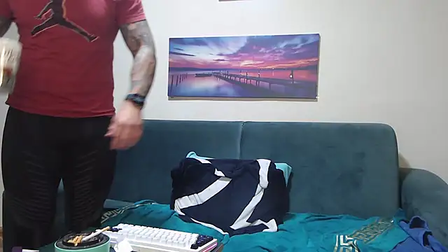 Tiberius hunk online show from 01/10/26, 07:26