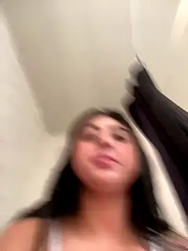 Snapshot of mayteziinhaa chatting on 10/07/25, 11:40 mayteziinhaa online show from 10/07/25, 11:40