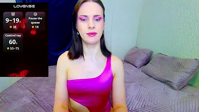 Nicole Redfields online show from 03/16/26, 05:24