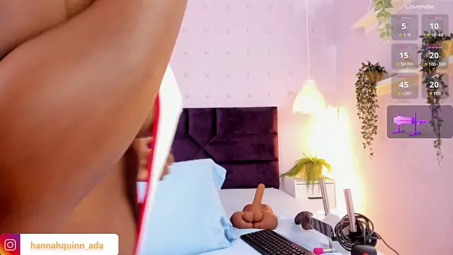 Hanaahquinn online show from 09/30/25, 11:59