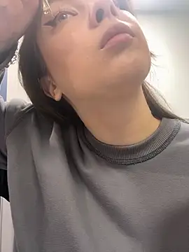 HannaJohnson online show from 11/03/25, 06:03