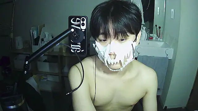 Snapshot of sdamvo2 chatting on 02/26/26, 01:32 sdamvo2 online show from 02/26/26, 01:32