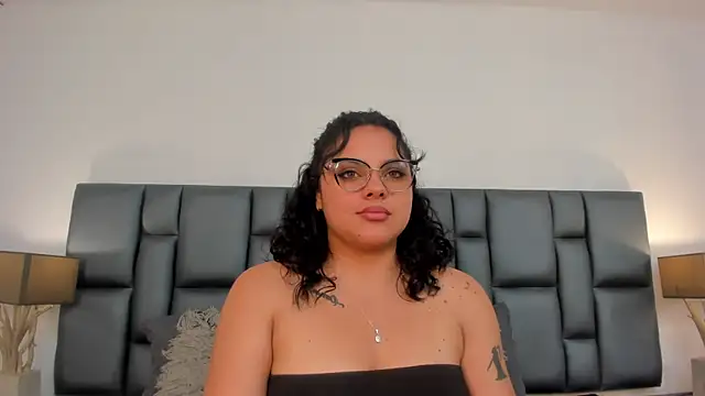 LunaSotto online show from 03/16/25, 01:59