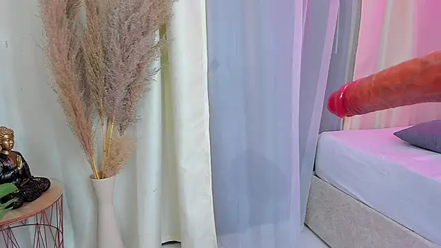 im hanna1 online show from 11/28/25, 08:00