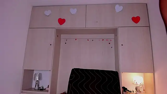 BeverlySteel online show from 03/19/26, 08:13