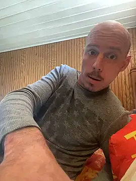 Mac ThunderCock online show from 03/01/25, 03:05